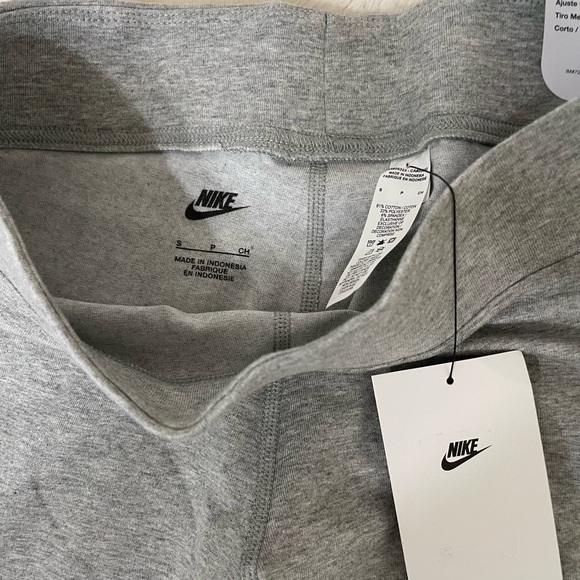 Grey Nike Biker Shorts - Picture 3 of 3
